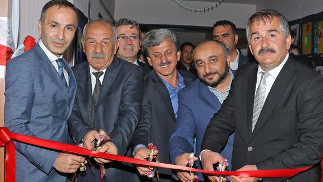 Bekir Sıtkı Durgun’da konferans salonu açıldı