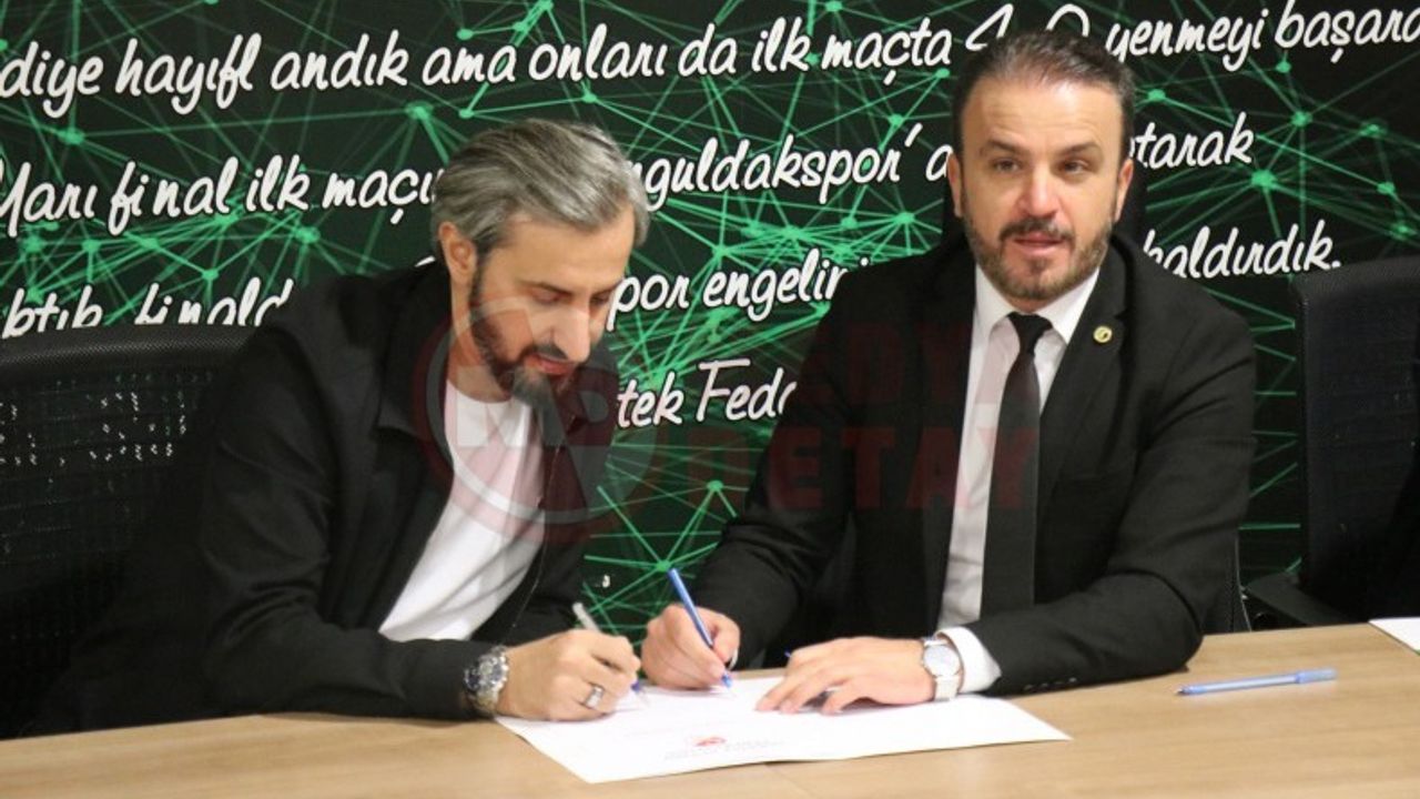 Serkan Özbalta teknik direktörlük için imzayı attı