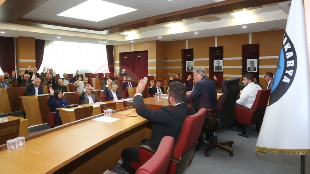 Serdivan Meclisi'nde 2023 bütçesi görüşüldü