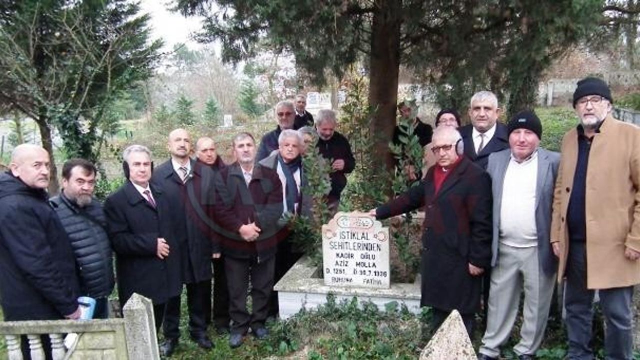 İstiklal Savaşı Şehidi Aziz Molla mezarı başında anıldı