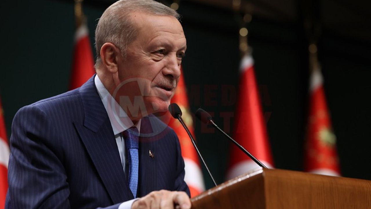 Cumhurbaşkanı Erdoğan imzaladı: Seçimler 14 Mayıs'ta