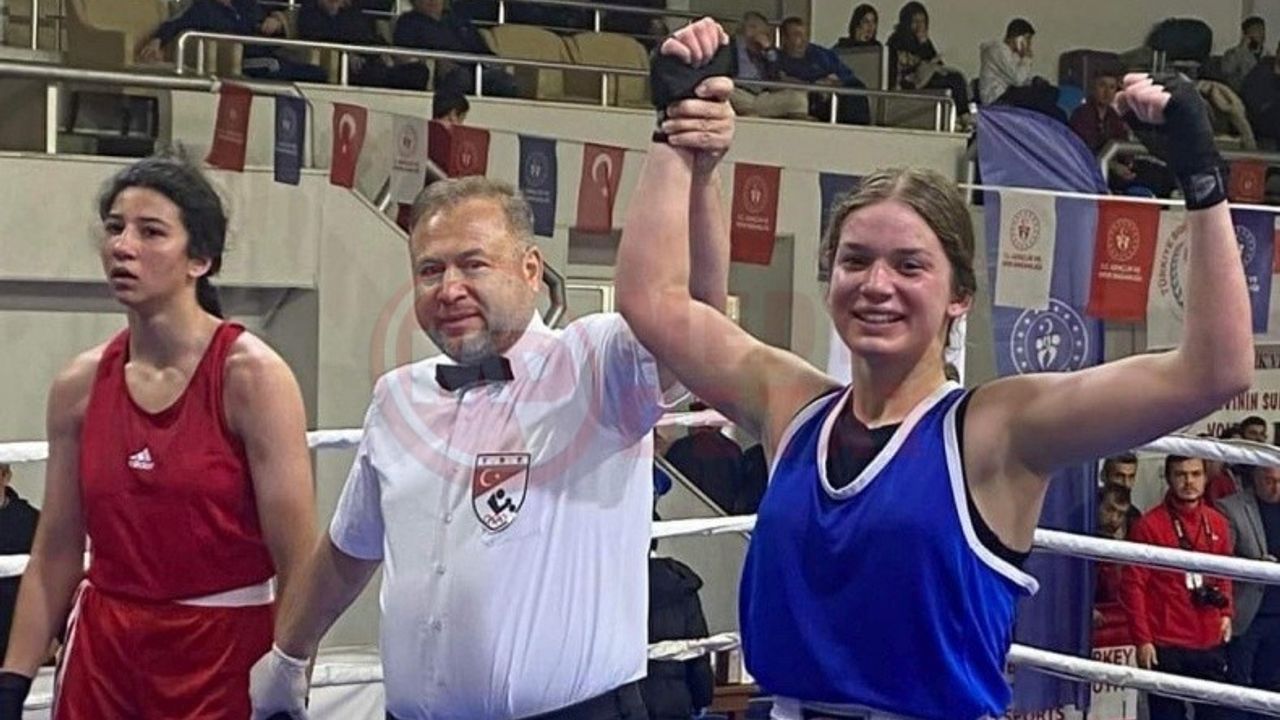 Pınar Bozkurt, Genç Kadınlar Türkiye Şampiyonu!