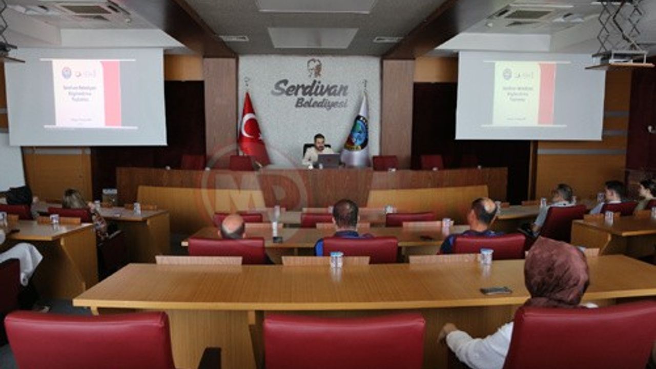 Serdivan Belediyesi hizmet içi eğitimlere devam ediyor