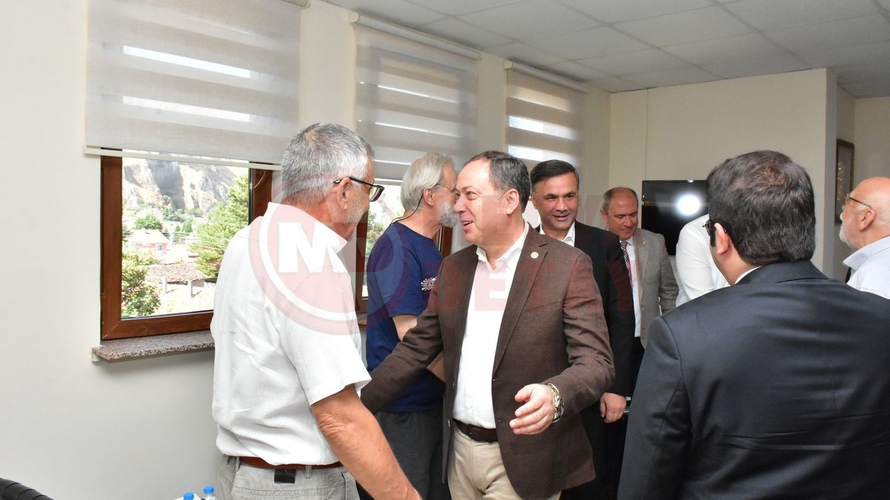 Milletvekili Kaya'dan  Başkan Bozkurt'a ziyaret