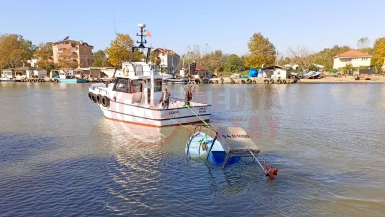 Sakarya'da iki balıkçı teknesi battı