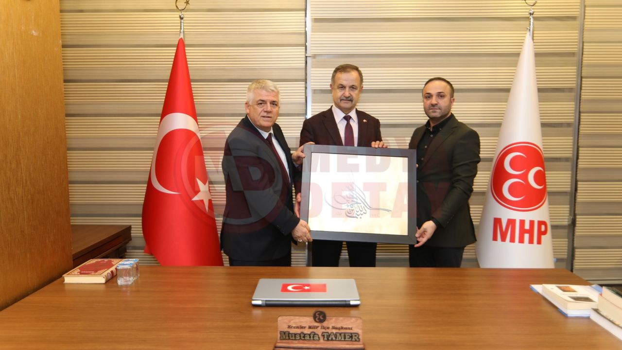 Başkan Rahmi Şengül’den  MHP İlçe Teşkilatına ziyaret