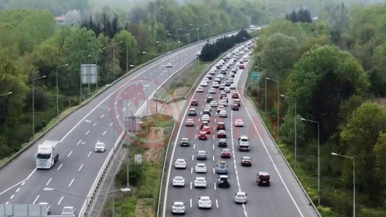 Anadolu Otoyolu Sakarya geçişi trafiğe kapatılacak