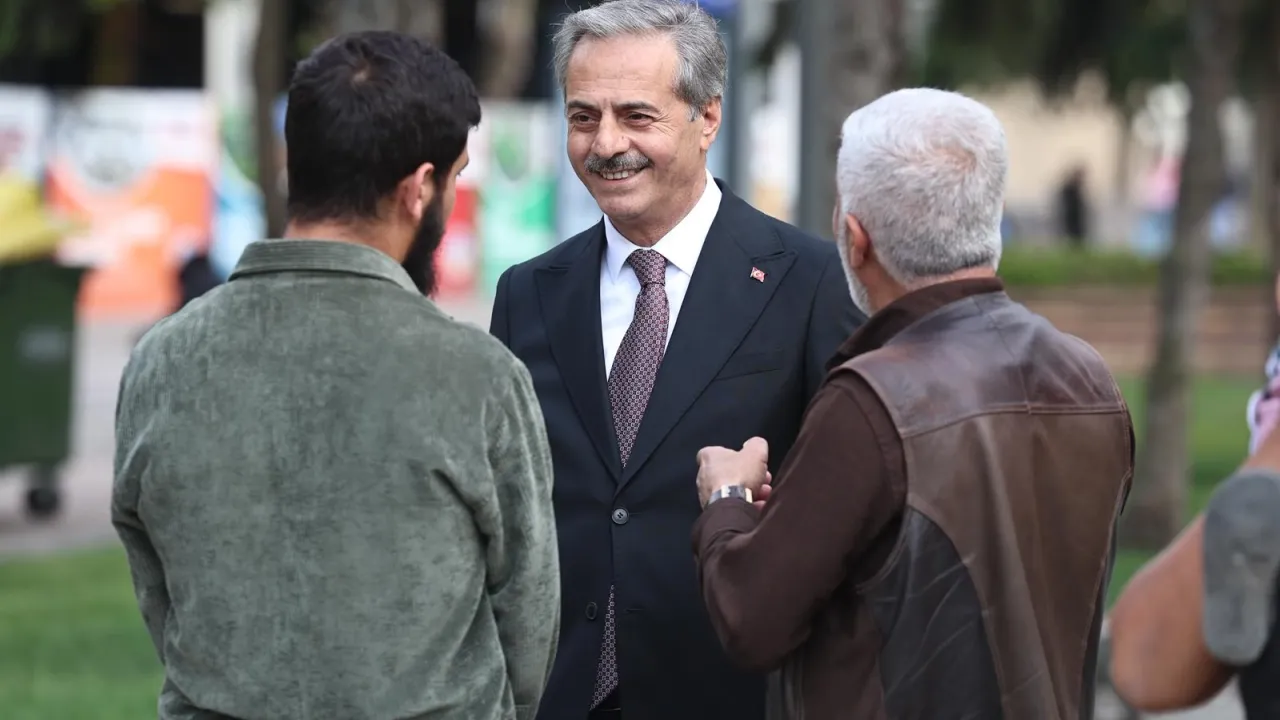 Başkan Alemdar bayram öncesi vatandaşlarla buluştu