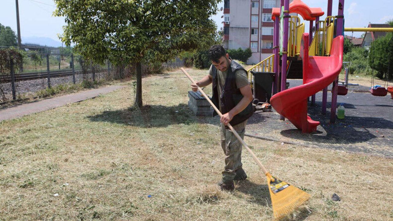 Arifiye’de park ve bahçeler yaza hazır