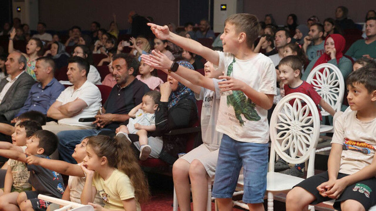 Erenler’de çocuklar bu programda buluştu