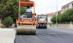 Serdivan’da sokaklar sıcak asfaltla buluşuyor