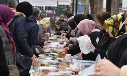 Depremzedeler için açılan hayır panayırına yoğun ilgi