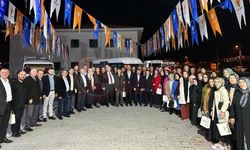 Bayraktar, Söğütlü'de vatandaşla iftarda buluştu