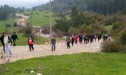 Doğa âşıkları baharı tabiatın kalbinde Büyükşehir’le karşıladı