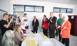 Cumhur İttifakı'nda oy sonrası okul ziyareti