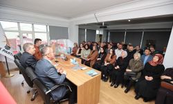 AK Parti Adapazarı’nda yeni yönetimle ilk toplantı