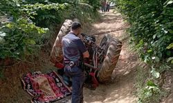 Devrilen traktörün altında kalan adam hayatını kaybetti