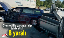 Otomobille çarpışan cip takla attı! 8 yaralı