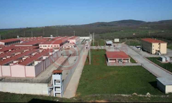 Ferizli cezaevinde intihar