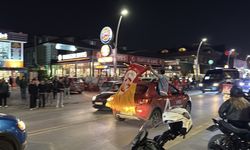 Sakarya'da Galatasaraylı taraftarlar sokağa döküldü