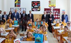 Öğrencilerin karne heyecanı