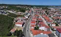 Çarşı içindeki kargir ev ve iki dükkan hacizle satılıyor!