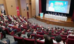 AK Parti Daraltılmış İl Danışma Meclisi yapıldı