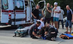 Kontrolden çıkan motosikletten düştü!