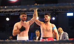 Erenler’de boks gecesine büyük ilgi