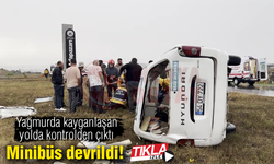 Minibüs devrildi! 3 yaralı