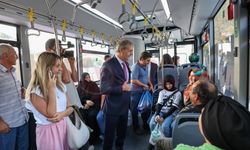 Yusuf Alemdar Metrobüs yolculuğunda vatandaşlaydı