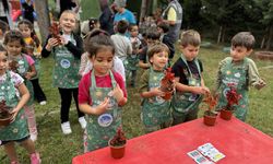 Minik bahçıvanlar çiçeklerle geleceği şekillendiriyor