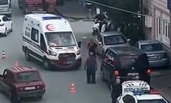 Kamyonet motosikletle çarpıştı: Sürücü hayatını kaybetti