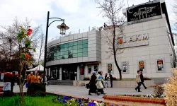 Sakarya AKM'de yenileme çalışmaları sürüyor