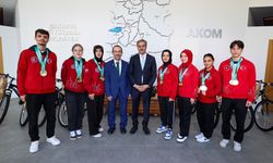 Çin’de tarih yazan dünya şampiyonları!