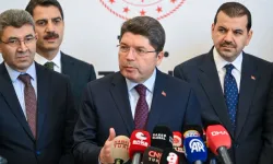 'İmralı'ya villa yapılıyor' iddiasına Bakan Tunç'tan net yalanlama