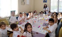 SAMEK atölyelerinde minikler seramikle, gençler tezhiple tanıştı