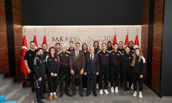 Vali Doğan voleybol kulüp heyetini ağırladı