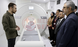Akyazı Devlet Hastanesi'nde yapay zeka destekli MR!