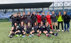 Selin Tan yıldızlaştı Kadın FK farka uçtu!