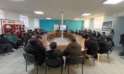 Karasu'da lise öğrencilerine polislik mesleği anlatıldı
