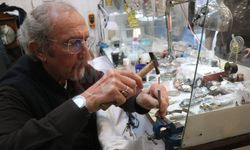 61 yıldır zamana ayar veriyor