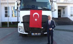 Erenler Belediyesi’ne yeni yol süpürme aracı