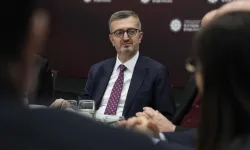 Basın mensuplarının haklarını iyileştirmeye devam edeceğiz