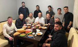 Başkan Alkaş gençlerle sahur yaptı