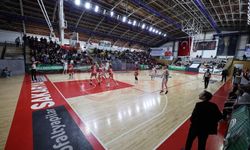 Lider Büyükşehir Play-Off’a Çeyrek Finalden gidiyor