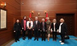 “Kadın toplumun temel direğidir”