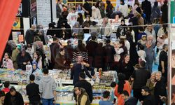 Şehrin kalbi kitapla atıyor