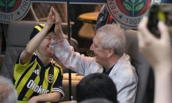 Aziz Yıldırım, Sakarya'da taraftarla buluştu