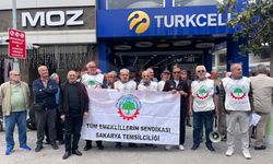 Emekliler Çark Caddesi’nde sokağa indi!